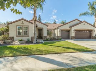 6033 W Delaware Ct, Visalia, CA