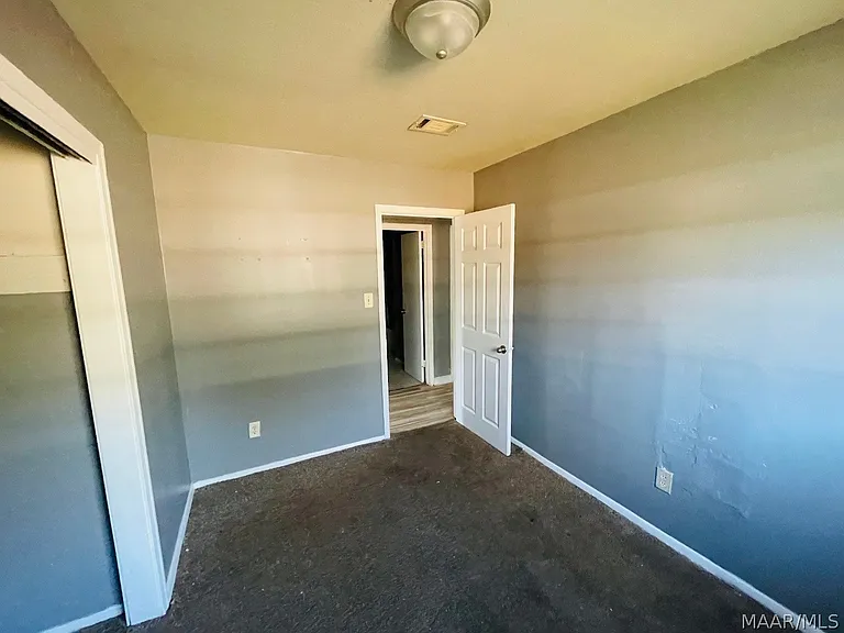 1653 N Yarbrough Ct — Photo 9