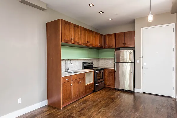 Rented by Nooklyn NYC LLC | media 32