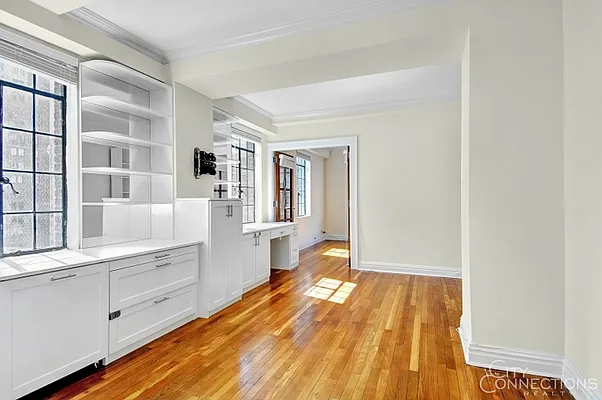 Sold by City Connections Realty | media 12