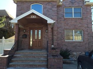 330 Seguine Ave, Staten Island, NY 10309