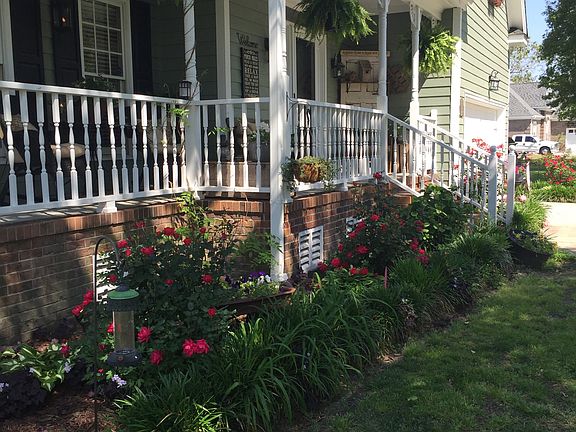 5th image of 213 Creekside Dr