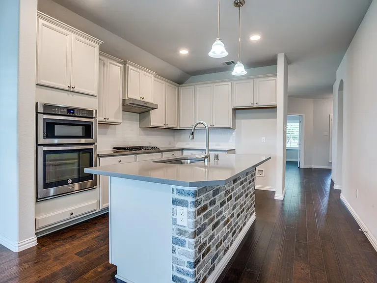 6229 Gloucester Dr — Photo 11