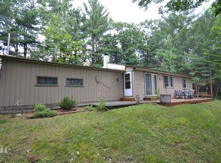 1197 Pine Point Dr, Lewiston, MI 49756