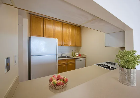 Rented by RY Management Co., Inc | media 9