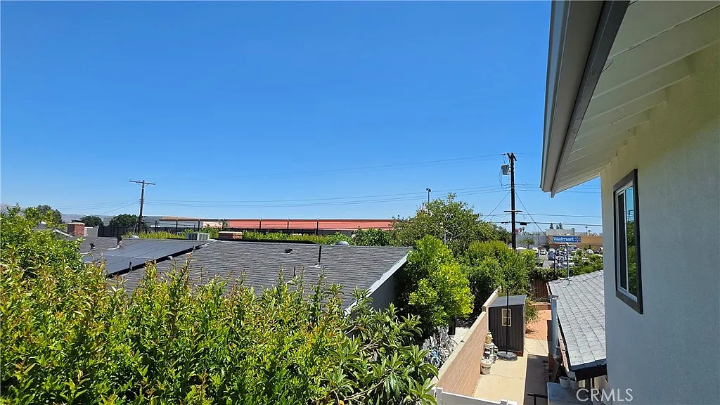 1 bed, 550 sqft, $1,900 — Photo 3