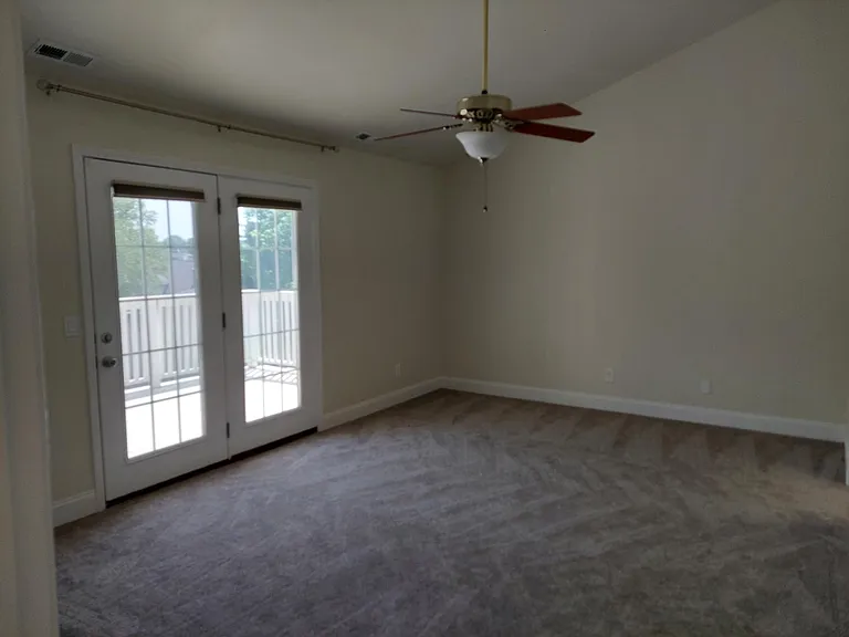 7378 Whitehall Colonial Ln — Photo 23