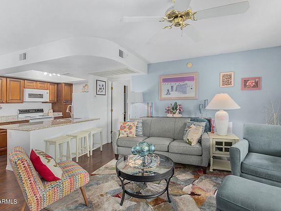3rd image of 14910 N Kings Way Unit 205