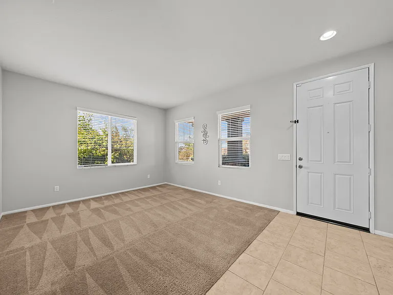 34081 Clovis Way — Photo 6
