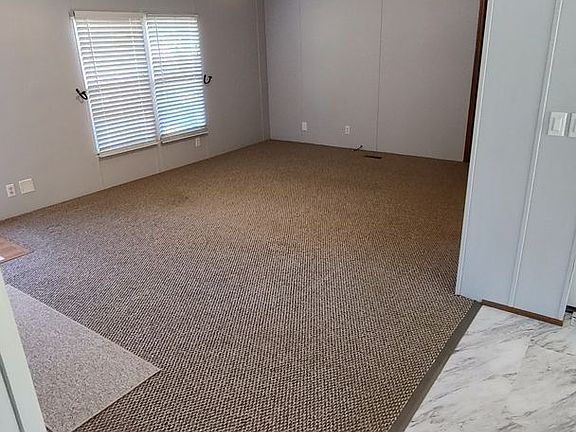 2nd image of 2537 Blockhouse Rd