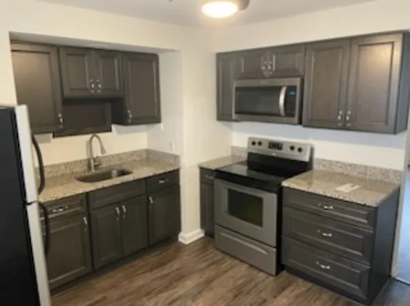 17105 Madison, 17105 Madison Ave APT 8, Lakewood, OH 44107