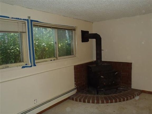 4th image of 3294 Judy Ln