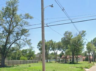 207 W Washington Ave, Lakin, KS 67860