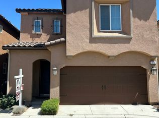 933 Winchell Way W, Madera, CA 93636