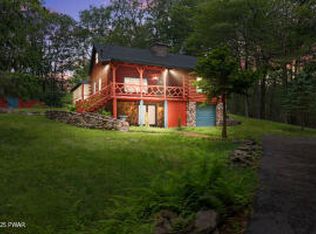 45 Evergreen Dr, Gouldsboro, PA 18424