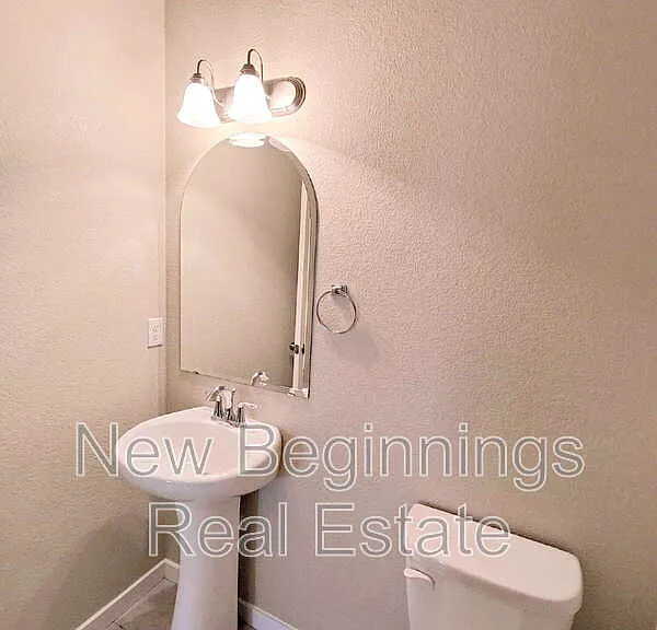 2562 Ellingwood Dr — Photo 31