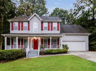 5526 Chestnut Creek Ln, Flowery Branch, GA 30542