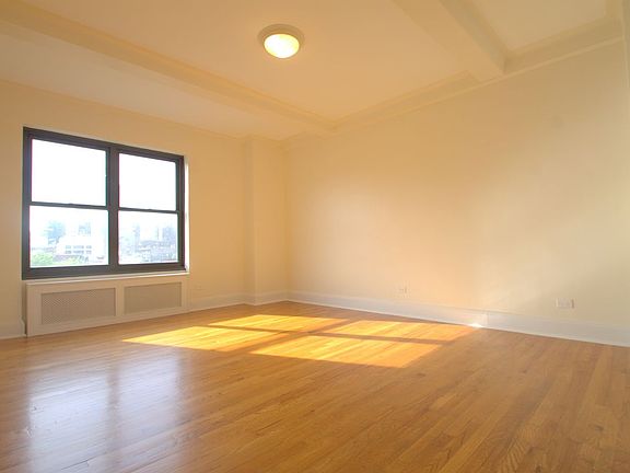 5th image of 166 2nd Ave APT 7A