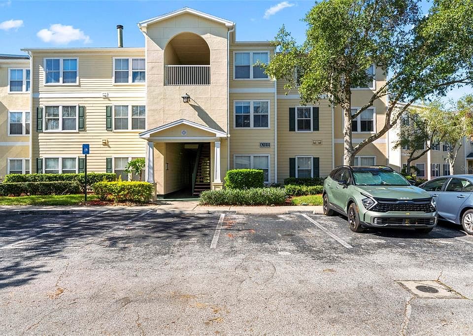 1st image of 18137 STERLING GATE CIRCLE #18137
