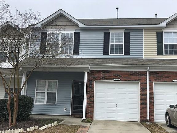 3rd image of 14217 Tamarack Dr