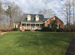 1069 Terrace Dr, Lexington, NC 27295