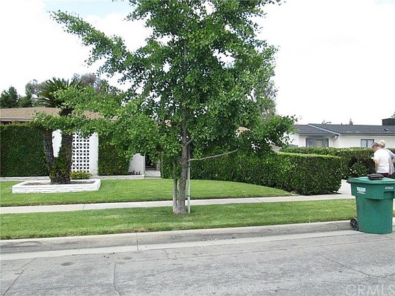 2nd image of 4819 N Bender Ave