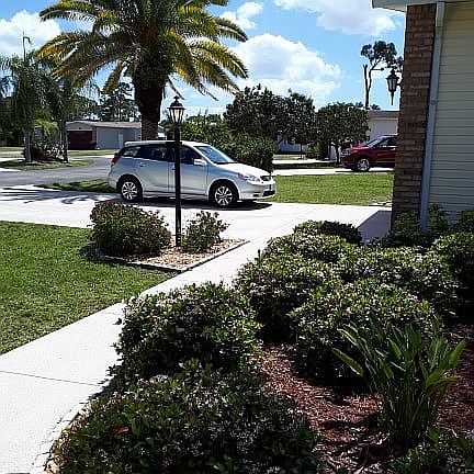 3rd image of 10837 Meadows Ct