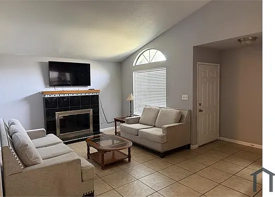 3132 Honey Bee Ct — Photo 9