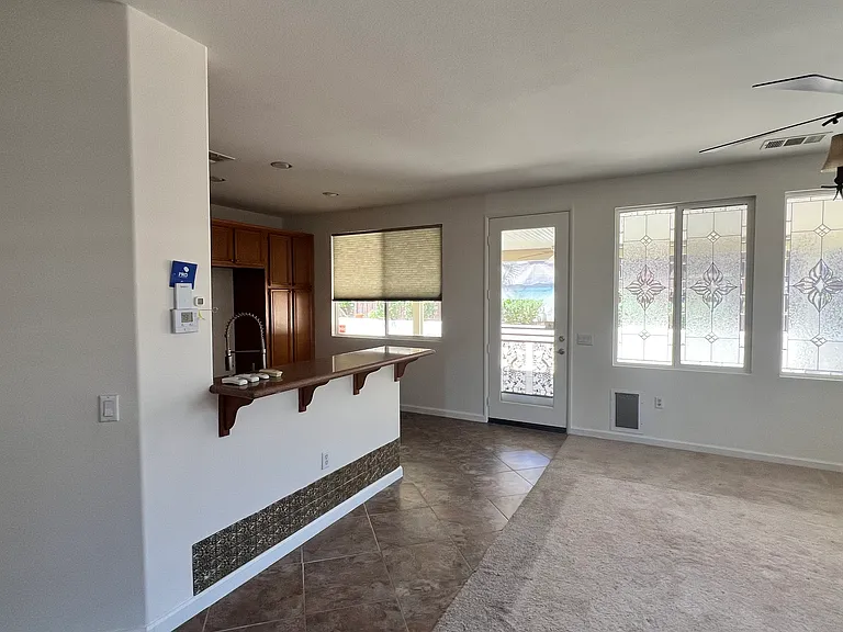 8240 Campbell Ct — Photo 6