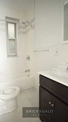 Rented by BRICK & GALO REALTY CORP | media 15