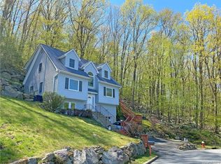 35 Aspen Rd, Sloatsburg, NY 10974