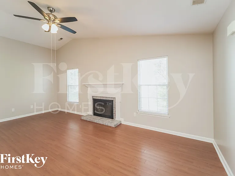 3509 Thornbrook Pl — Photo 4