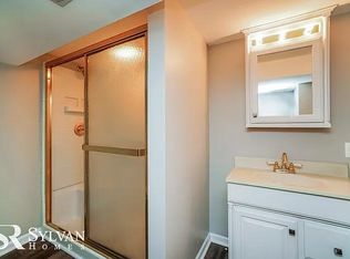 123 Trinity Dr, Aliquippa, PA