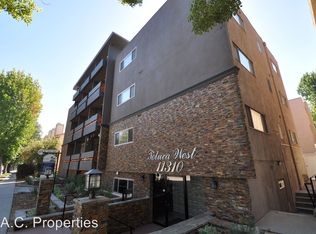 11310 Camarillo St APT 204, North Hollywood, CA 91602