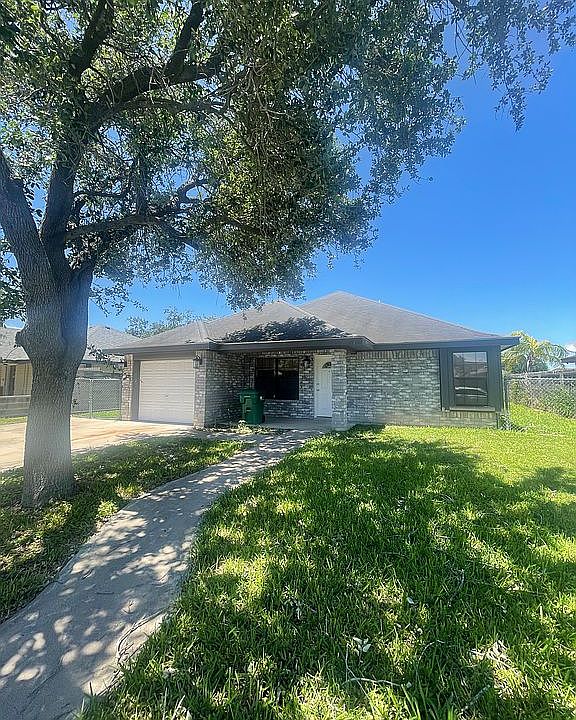 1st image of 506 Emerald Dr