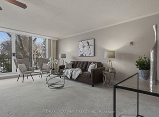 150 Wilson St W #306, Hamilton, ON L9G4E7