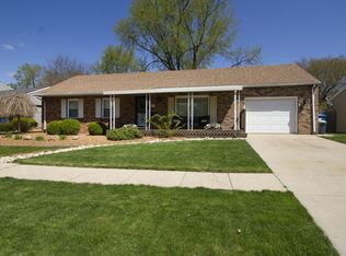 135 Meadows Rd S, Bourbonnais, IL 60914