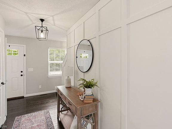 3rd image of 4028 Willow Way