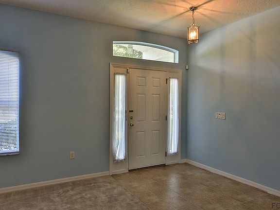 3rd image of 22 Prescott Ln