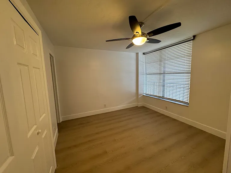 12 Royal Palm Way #2050 — Photo 16