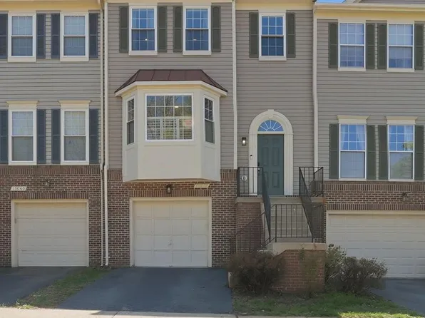 13038 Limestone Ct, Clifton, VA 20124