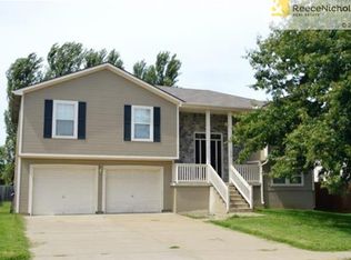 1808 N Ethan Ln, Independence, MO 64058