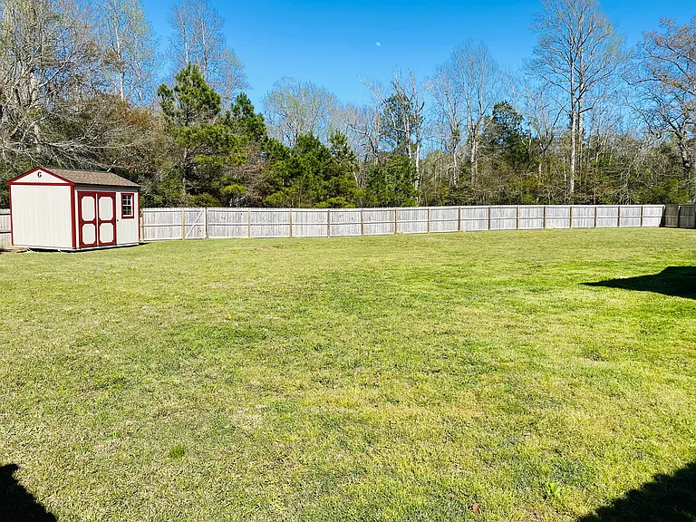 102 Long Pond Dr — Photo 14