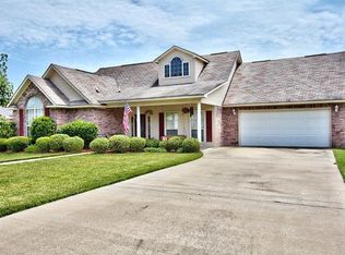 176 Copperfield Loop, Lufkin, TX 75904