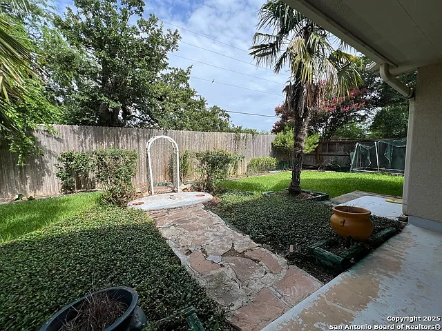 206 English Oaks Cir — Photo 17