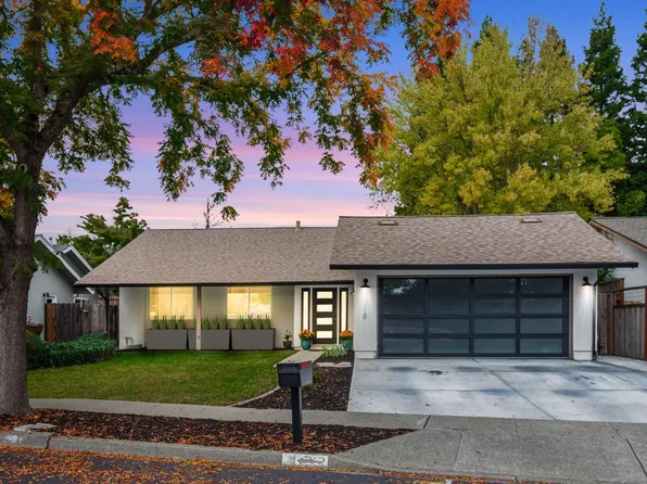 2518 Vine Hill Drive, Napa, CA 94558