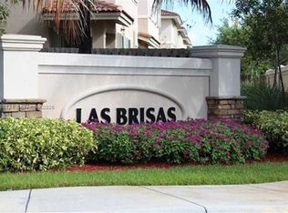 211 Las Brisas Cir #211, Fort Lauderdale, FL 33326