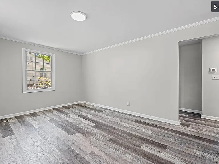 7 Terrell Ave — Photo 4