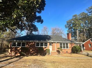 2211 Carey Rd, Kinston, NC 28504
