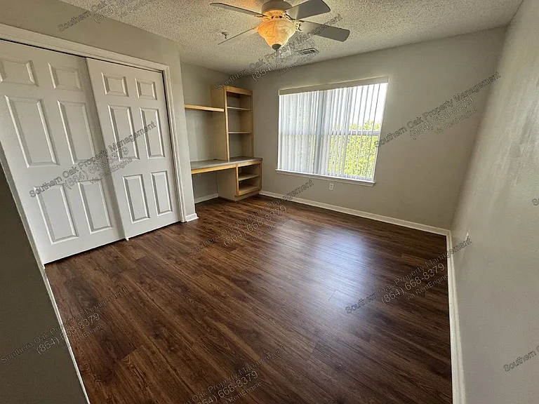 1123 Harts Ridge Dr — Photo 12